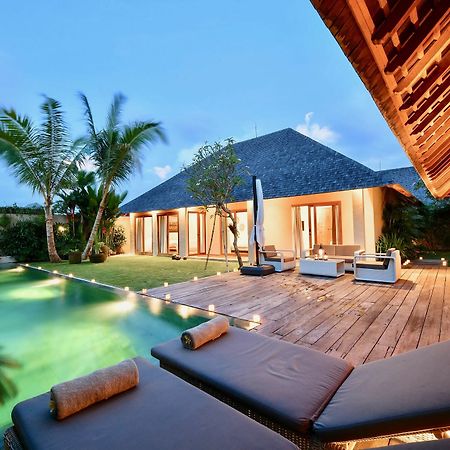 Villa Lala Kuta  Ngoại thất bức ảnh