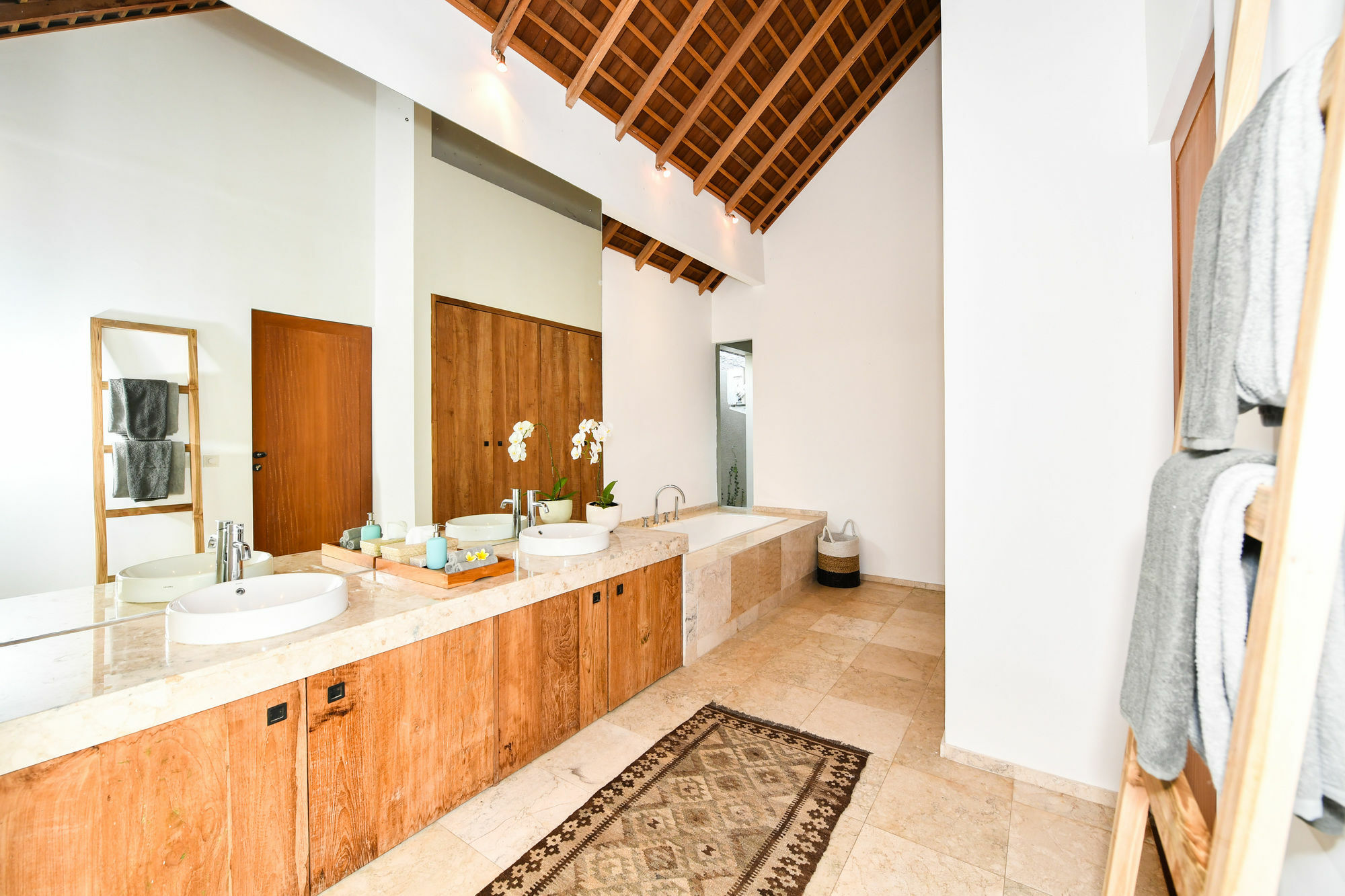 Villa Lala Kuta  Ngoại thất bức ảnh